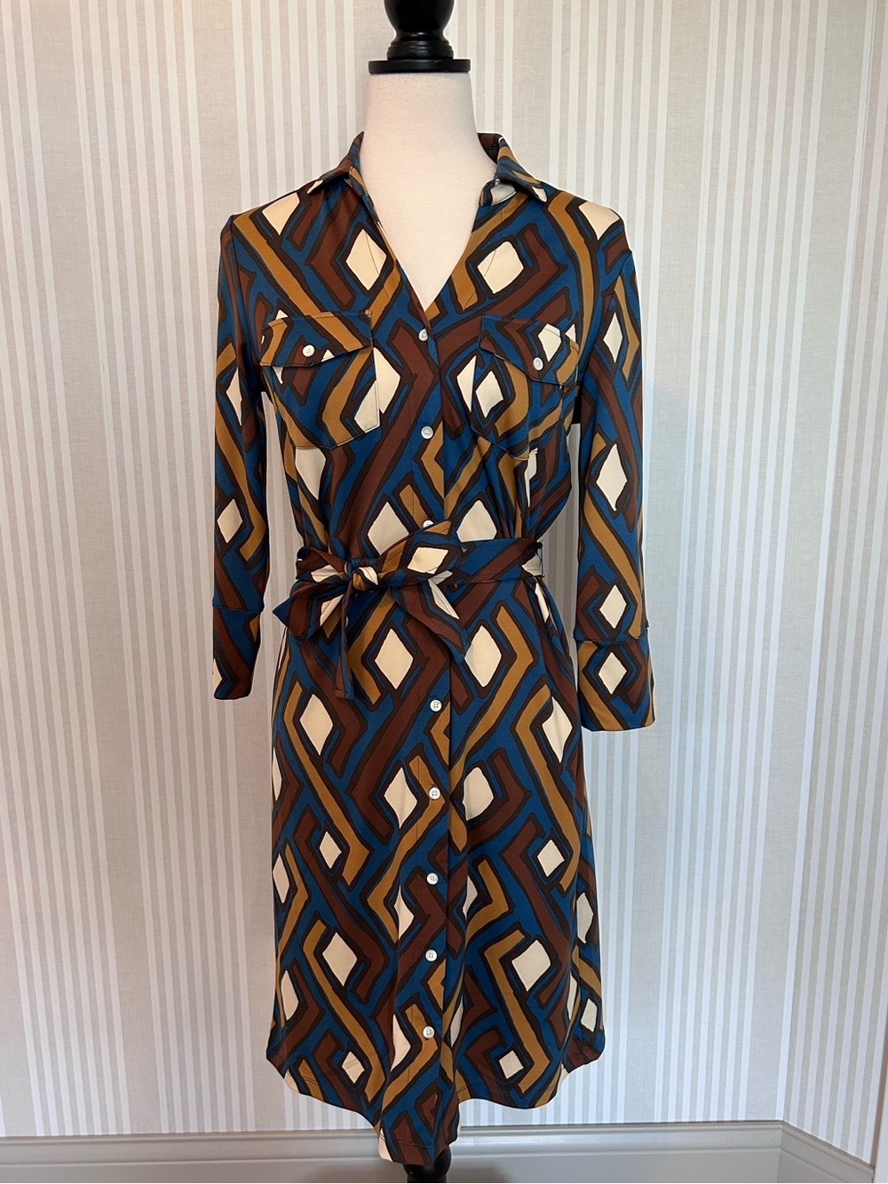 J.Mclaughlin Wrap Midi Dress Dree Jersey Geometric Print Brown Blue Size Small - Picture 3 of 10